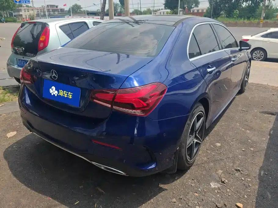 Mercedes-Benz A-Class 2020 A 200 L Sport Sedan — миниатюра 3