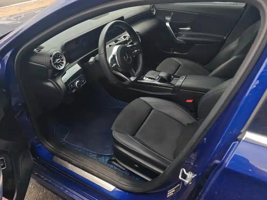 Mercedes-Benz A-Class 2020 A 200 L Sport Sedan — миниатюра 9