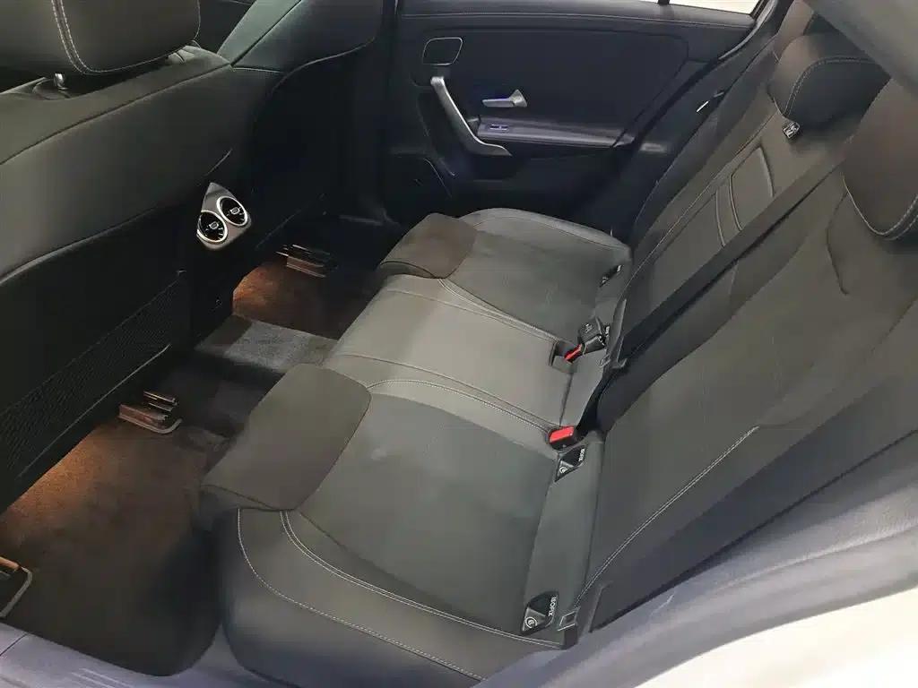 2023 Mercedes-Benz A-Class A 200 L Fashion Edition — миниатюра 12