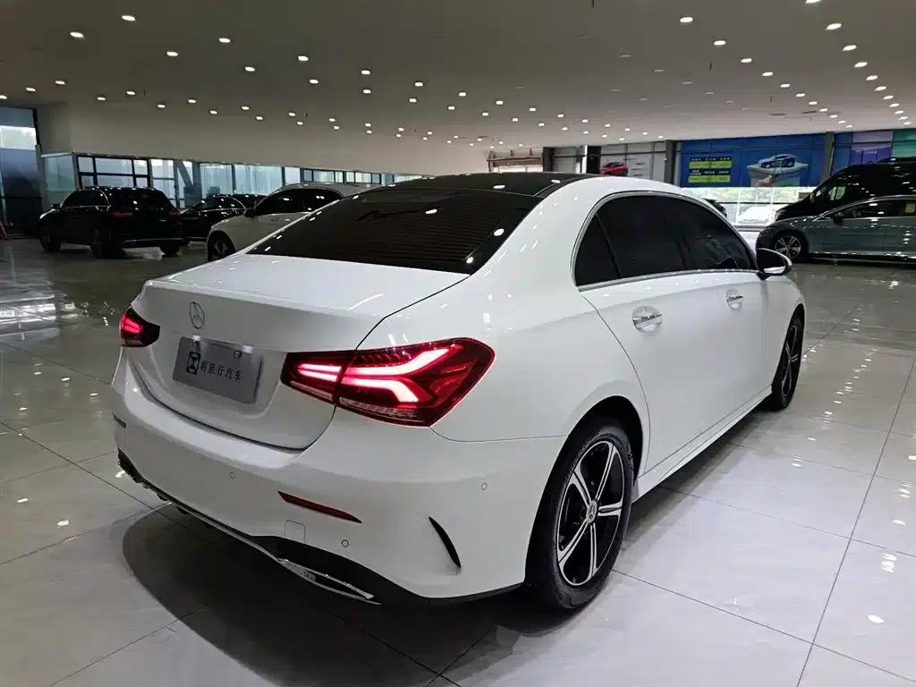 2023 Mercedes-Benz A-Class A 200 L Fashion Edition — миниатюра 13