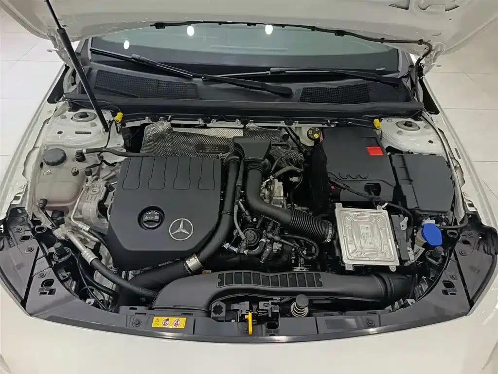 2023 Mercedes-Benz A-Class A 200 L Fashion Edition — миниатюра 5