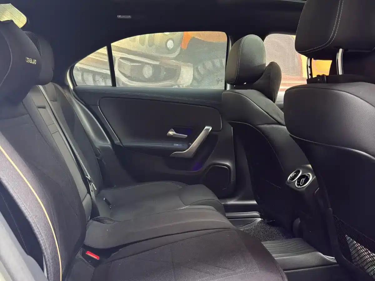 2023 Mercedes-Benz A-Class A 200 L Fashion Edition — миниатюра 9