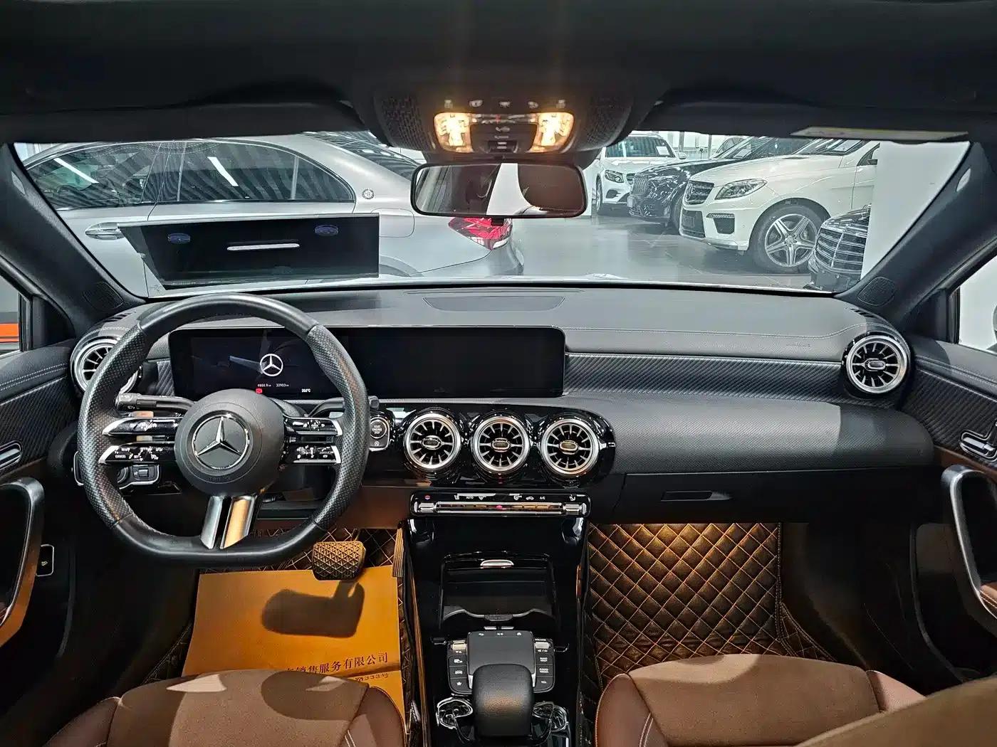 Mercedes-Benz A-Class 2024 A 200 L Fashion Edition — миниатюра 6