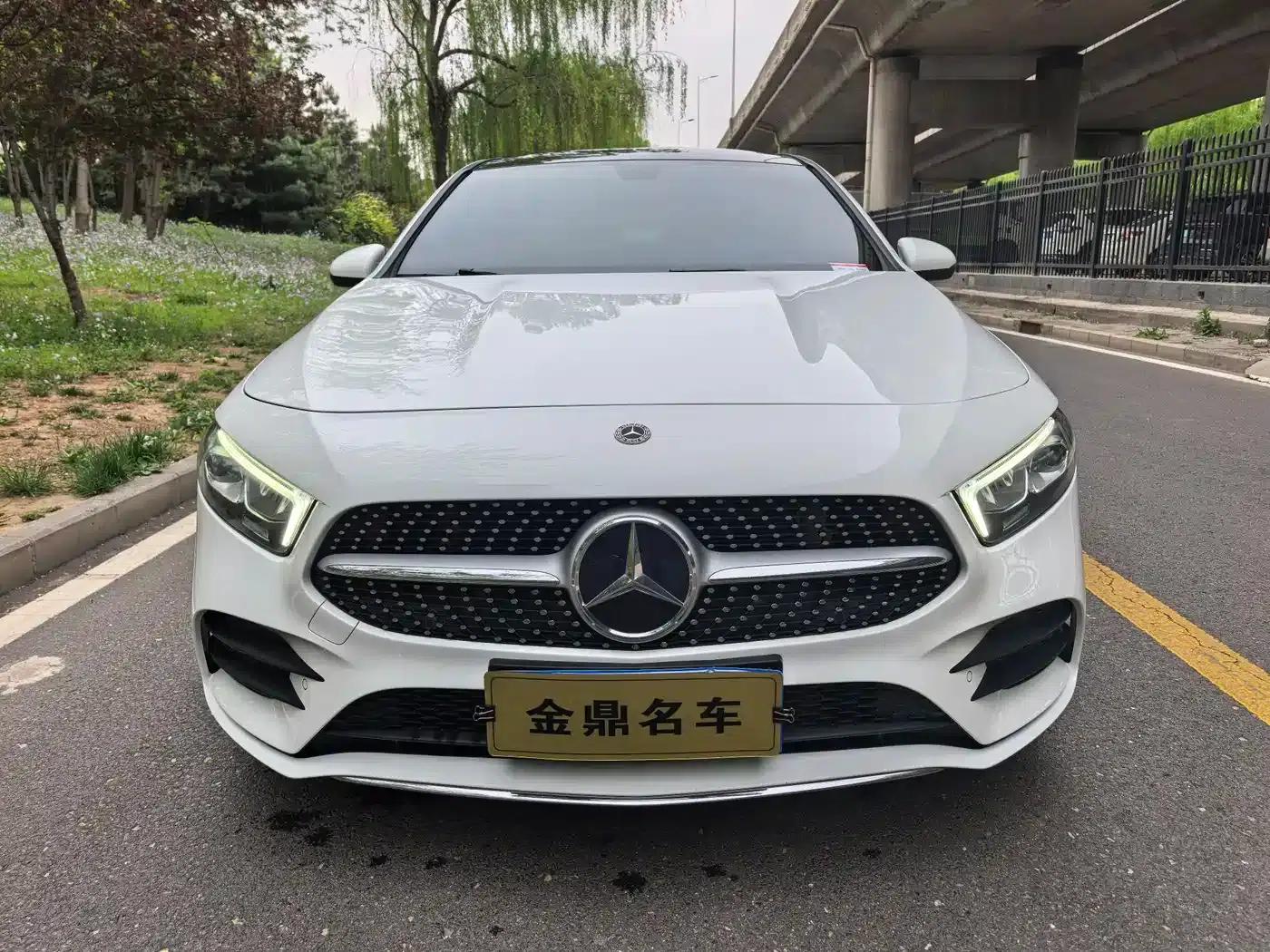 Mercedes-Benz A-Class 2022 A 200 L Sport Sedan Dynamic Edition — миниатюра 2