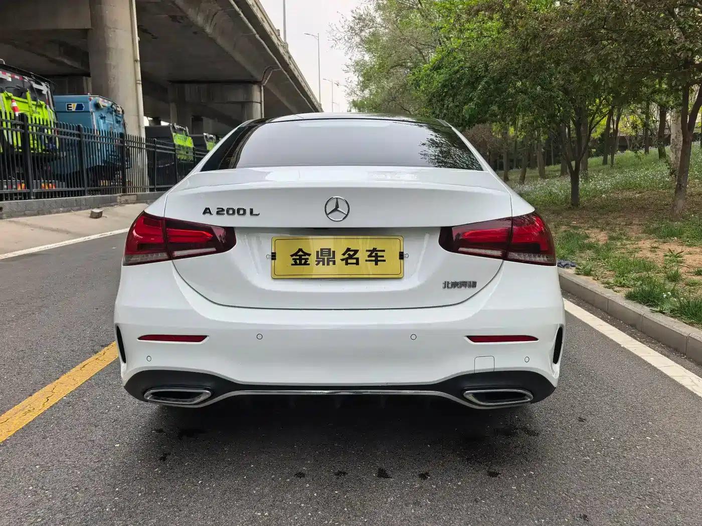 Mercedes-Benz A-Class 2022 A 200 L Sport Sedan Dynamic Edition — миниатюра 4