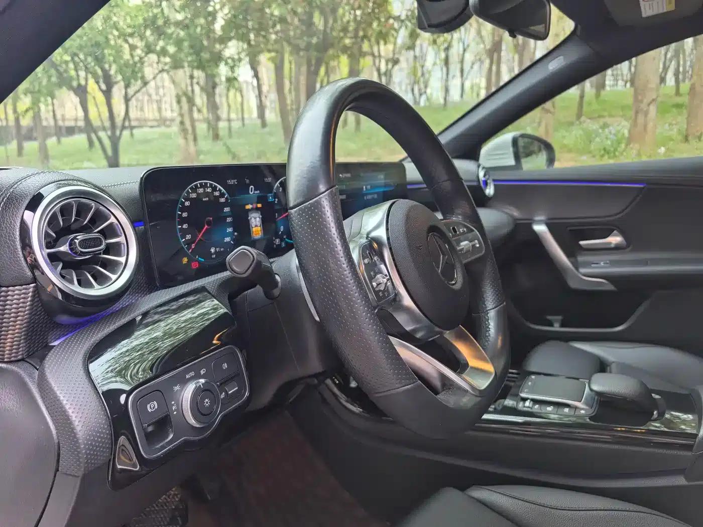 Mercedes-Benz A-Class 2022 A 200 L Sport Sedan Dynamic Edition — миниатюра 9