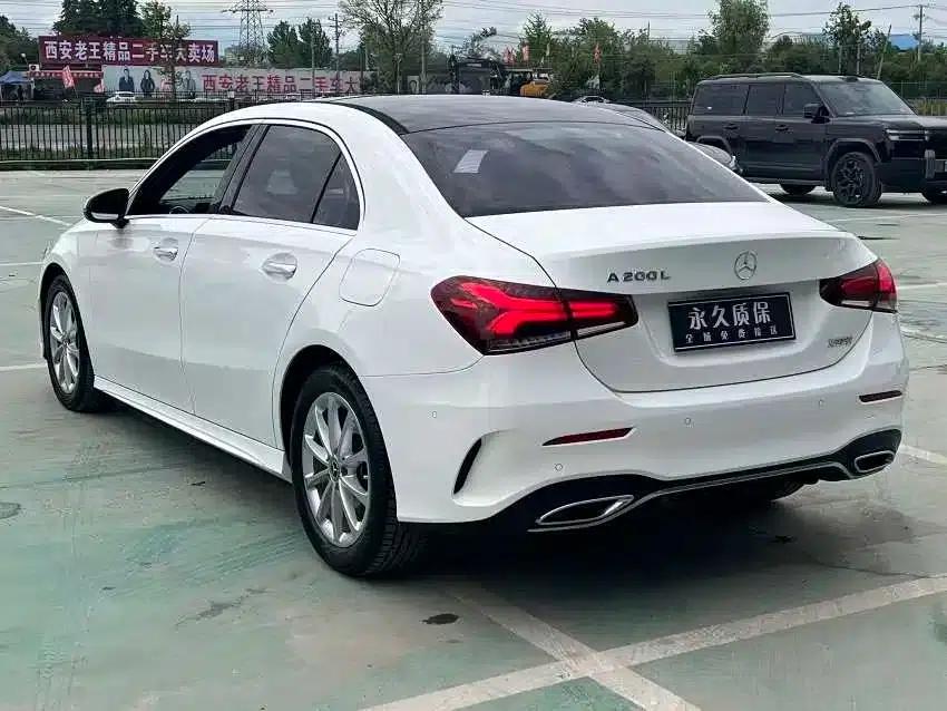 Mercedes-Benz A-Class 2020 Facelift A 200 L Sport Sedan Fashion Model — миниатюра 23