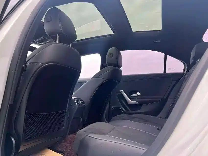 Mercedes-Benz A-Class 2020 Facelift A 200 L Sport Sedan Fashion Model — миниатюра 6