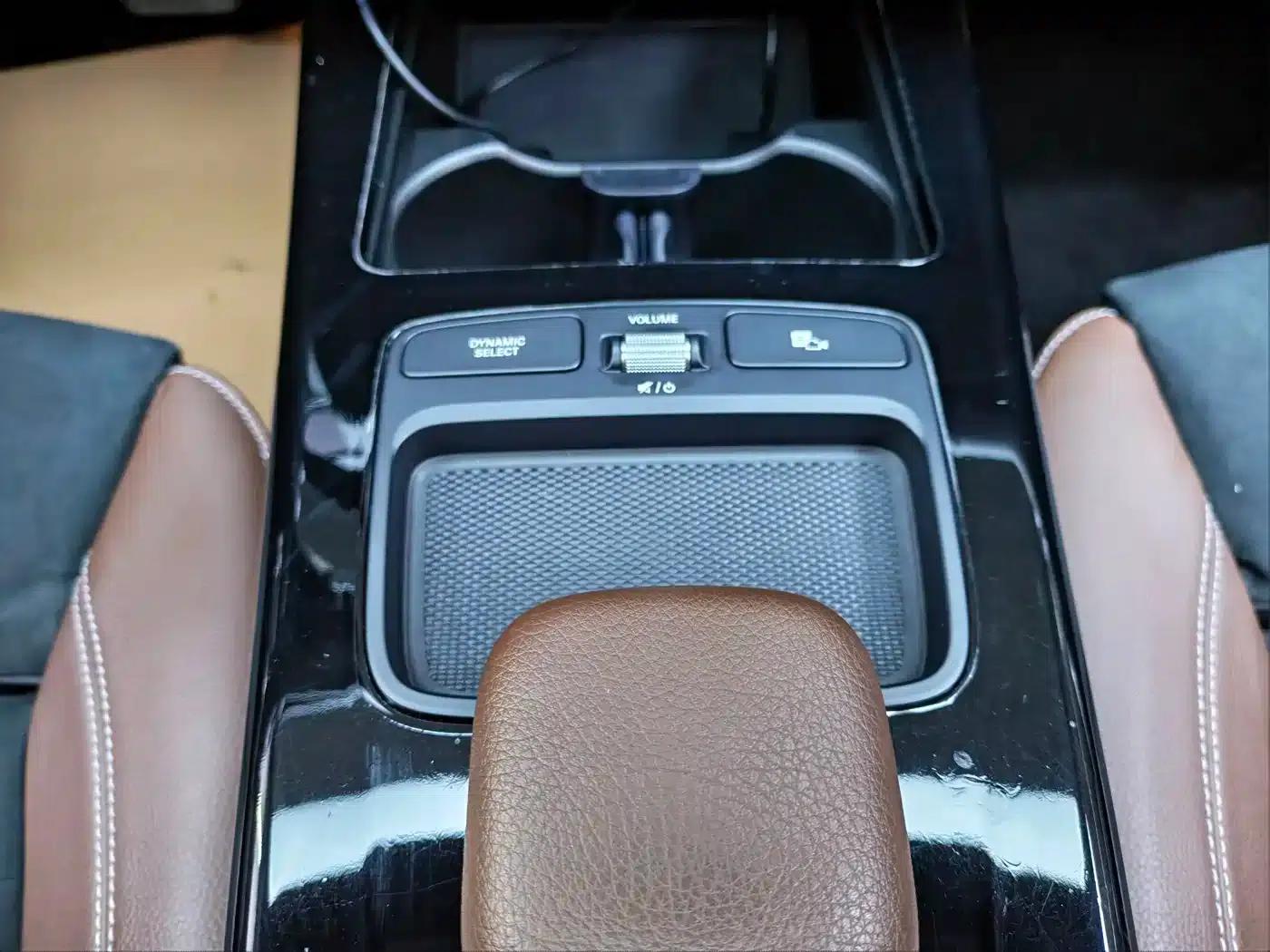 2019 Mercedes-Benz A-Class A 180 L Sport Sedan — миниатюра 18