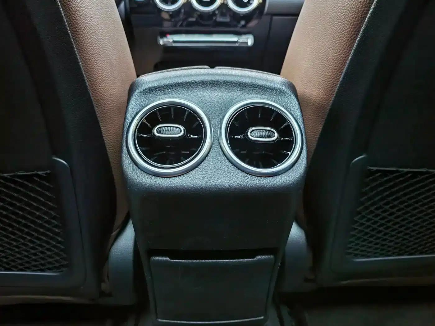 2019 Mercedes-Benz A-Class A 180 L Sport Sedan — миниатюра 9