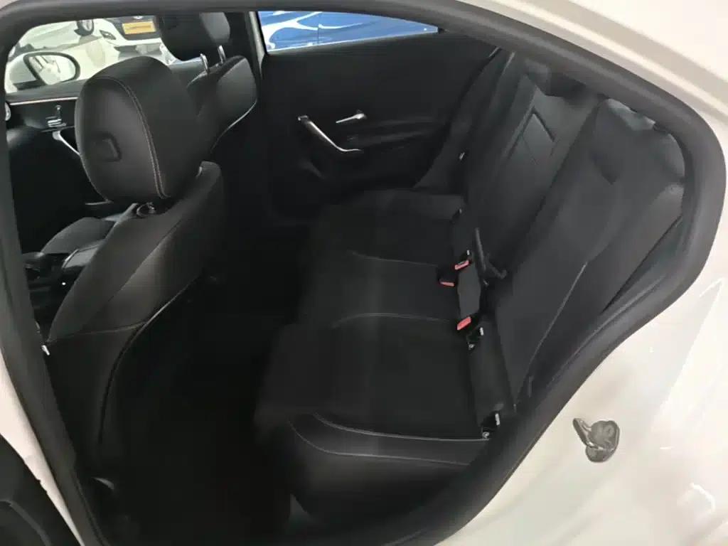 Mercedes-Benz A-Class 2020 A 200 L Sport Sedan — миниатюра 17