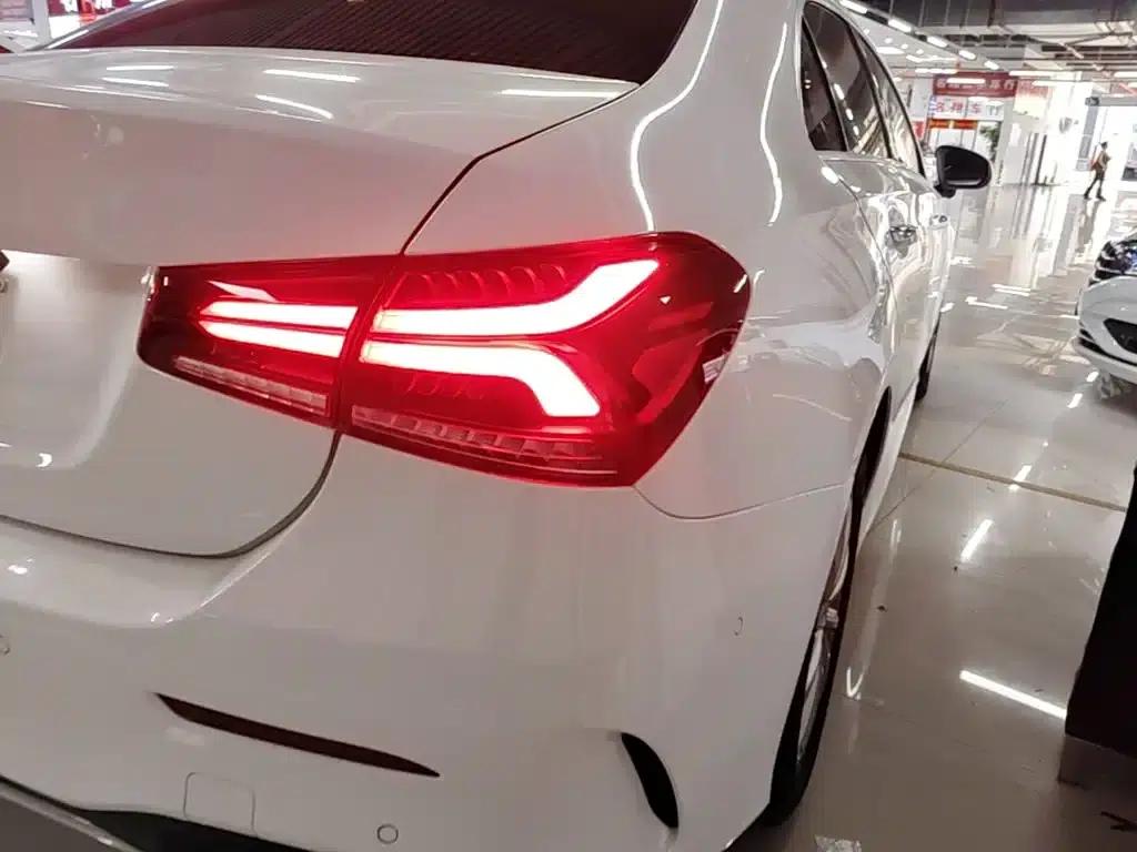 Mercedes-Benz A-Class 2021 A 200 L Sport Sedan Fashion Edition — миниатюра 8