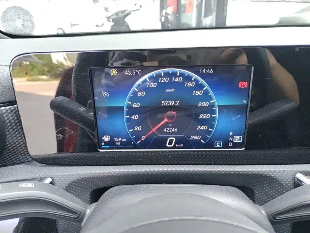 2019 Mercedes-Benz A-Class A 180 L Sport Sedan — миниатюра 12
