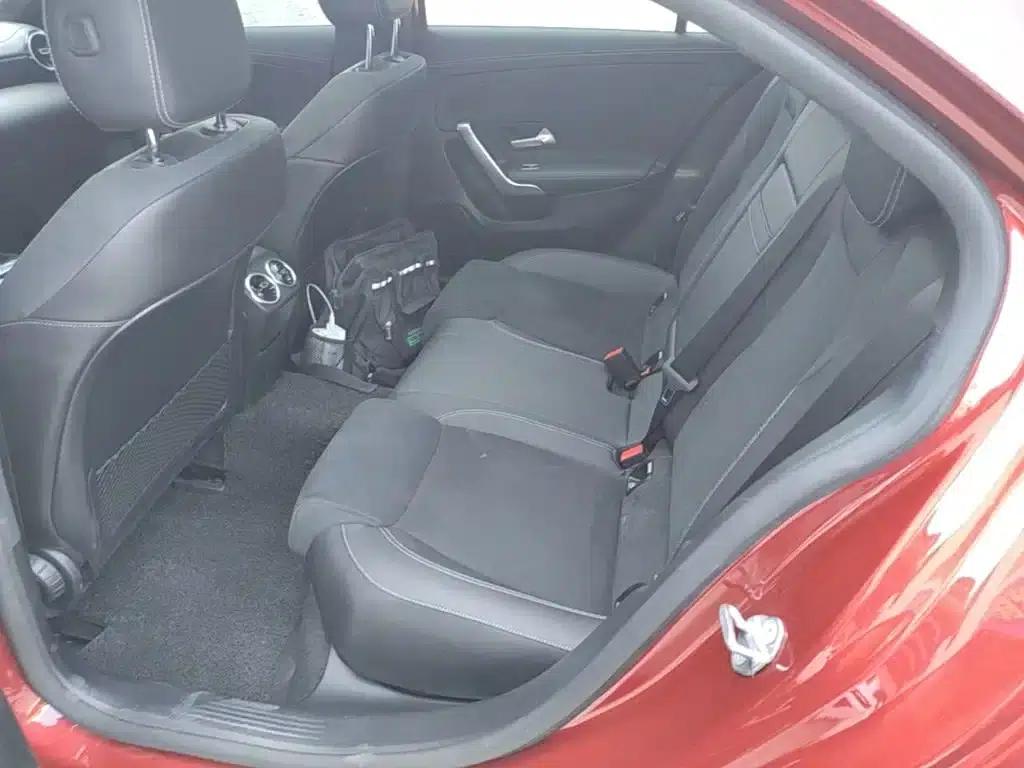 2019 Mercedes-Benz A-Class A 180 L Sport Sedan — миниатюра 17