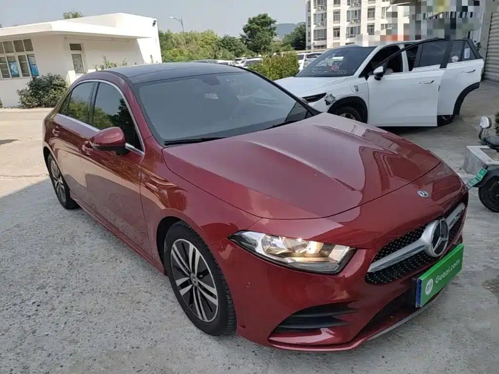 2019 Mercedes-Benz A-Class A 180 L Sport Sedan — миниатюра 4