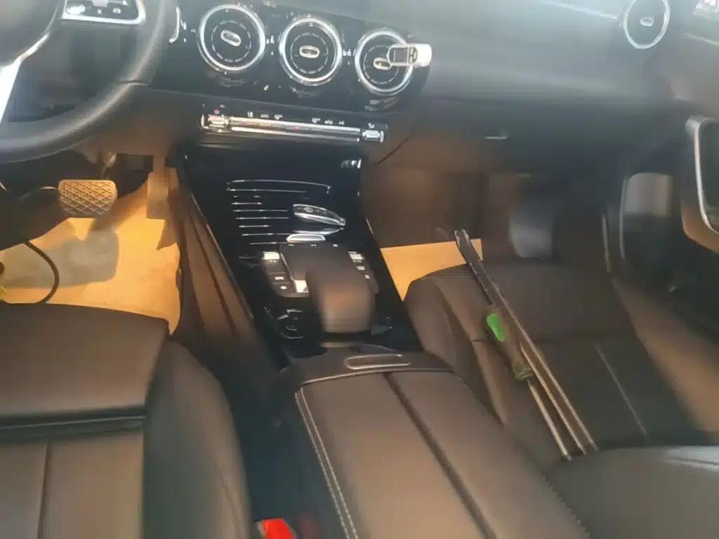 Mercedes-Benz A-Class 2022 Facelift A 180 L Sport Sedan — миниатюра 14