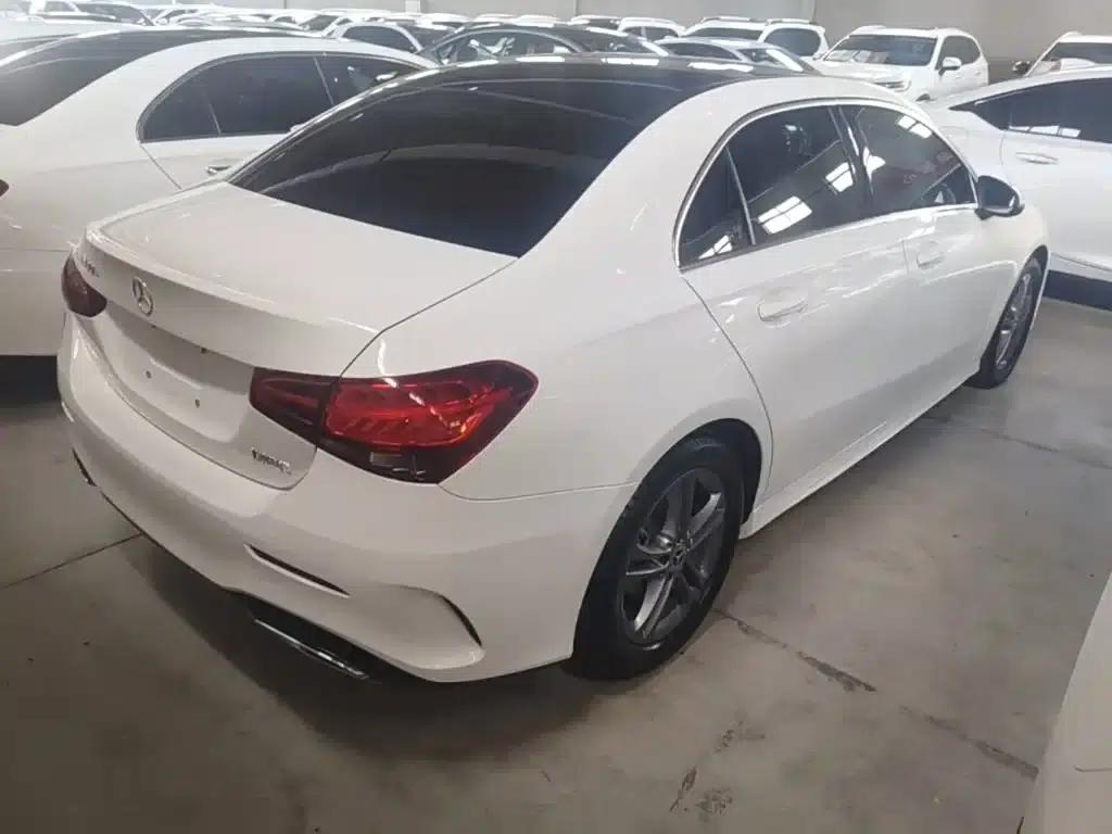 Mercedes-Benz A-Class 2022 Facelift A 180 L Sport Sedan — миниатюра 7