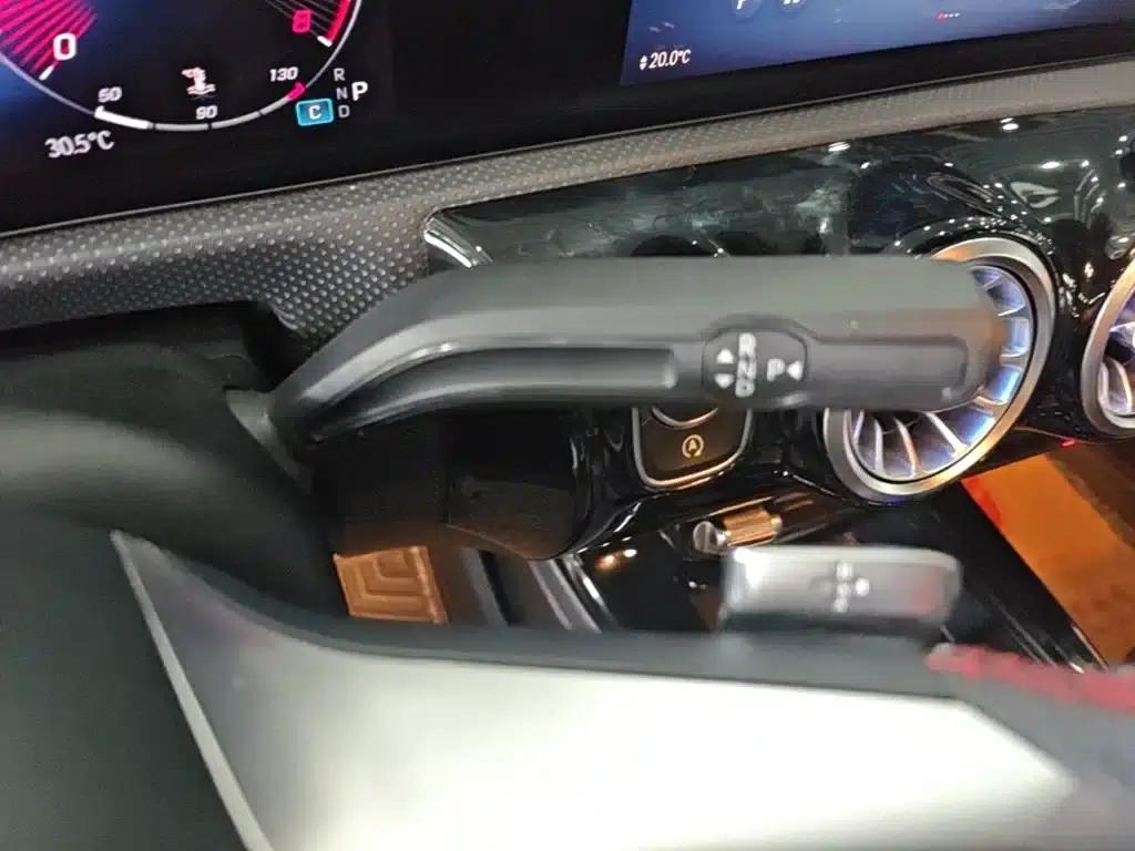 2023 Mercedes-Benz A-Class A 200 L Fashion Edition — миниатюра 14