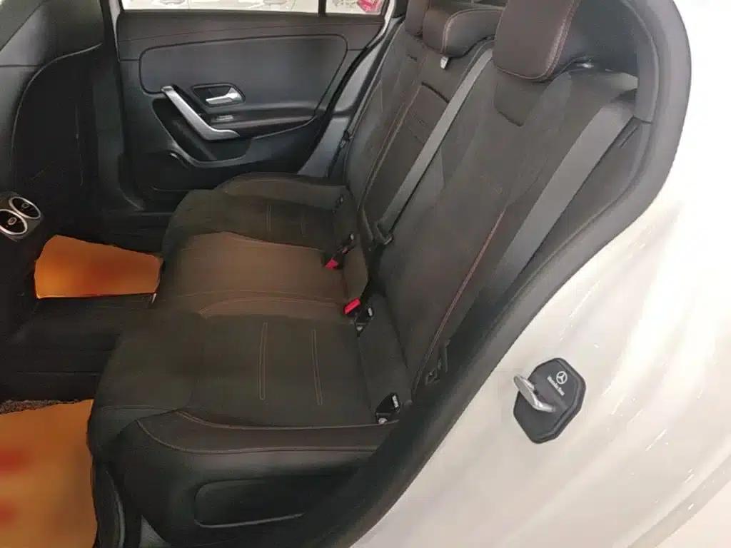 2023 Mercedes-Benz A-Class A 200 L Fashion Edition — миниатюра 17