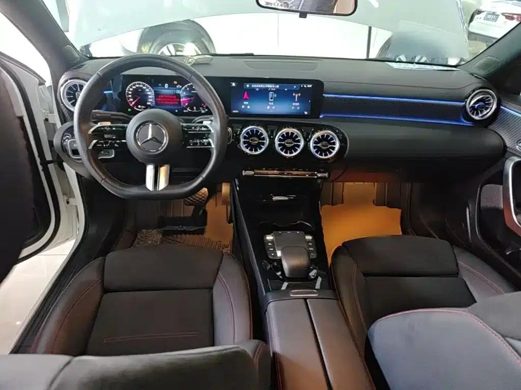 2023 Mercedes-Benz A-Class A 200 L Fashion Edition — миниатюра 10