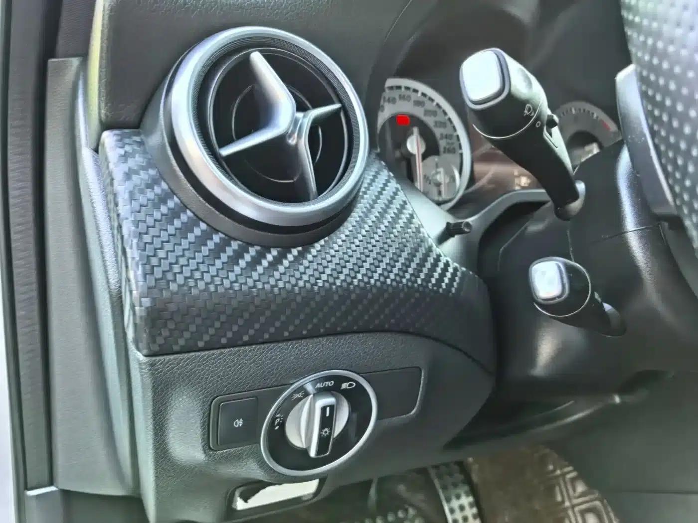 Imported Mercedes-Benz A-Class 2015 A 200 Sport — миниатюра 17