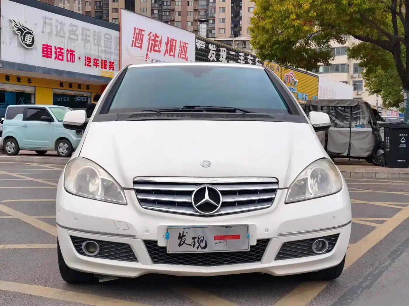 Imported 2011 Mercedes-Benz A-Class A 180 — миниатюра 2