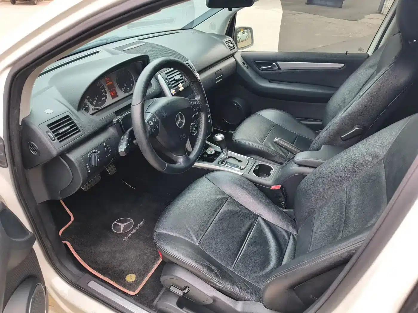Imported 2011 Mercedes-Benz A-Class A 180 — миниатюра 4