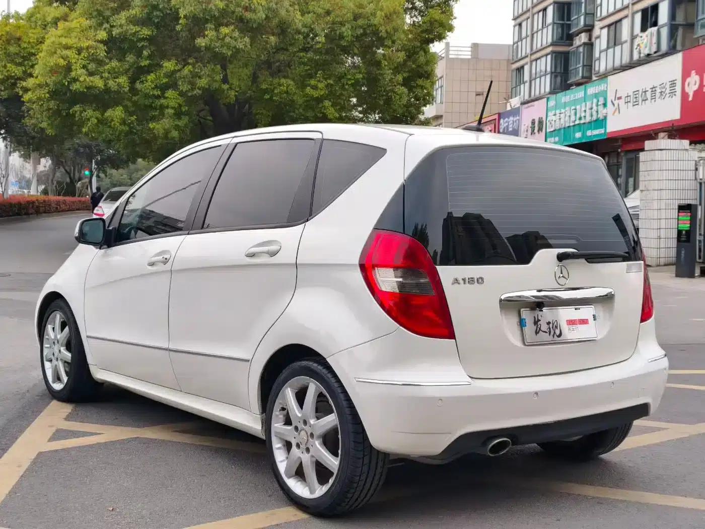 Imported 2011 Mercedes-Benz A-Class A 180 — миниатюра 7