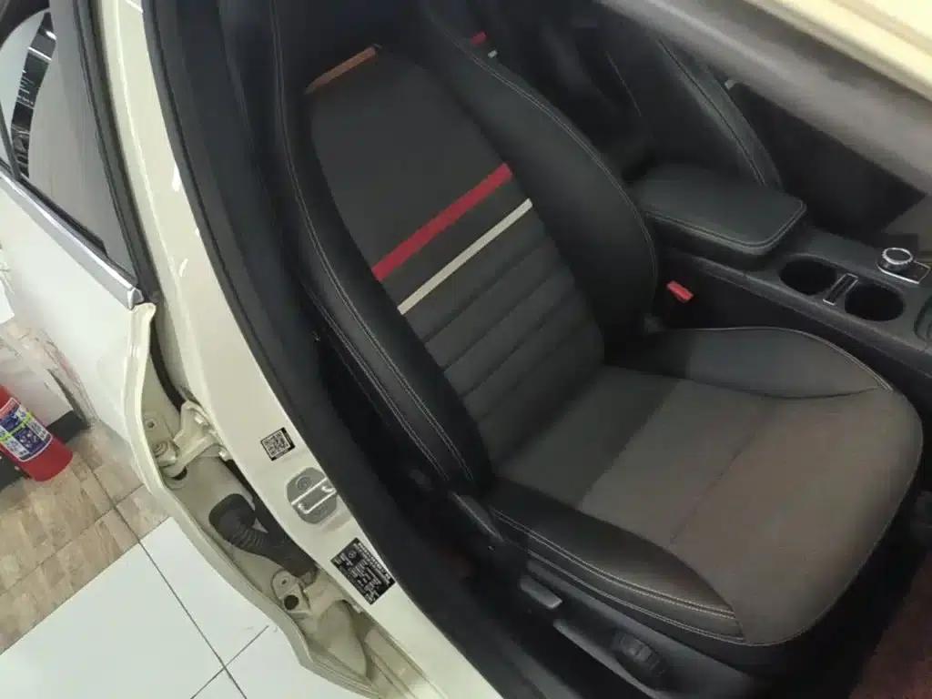 Imported 2015 Mercedes-Benz A-Class A 180 — миниатюра 25