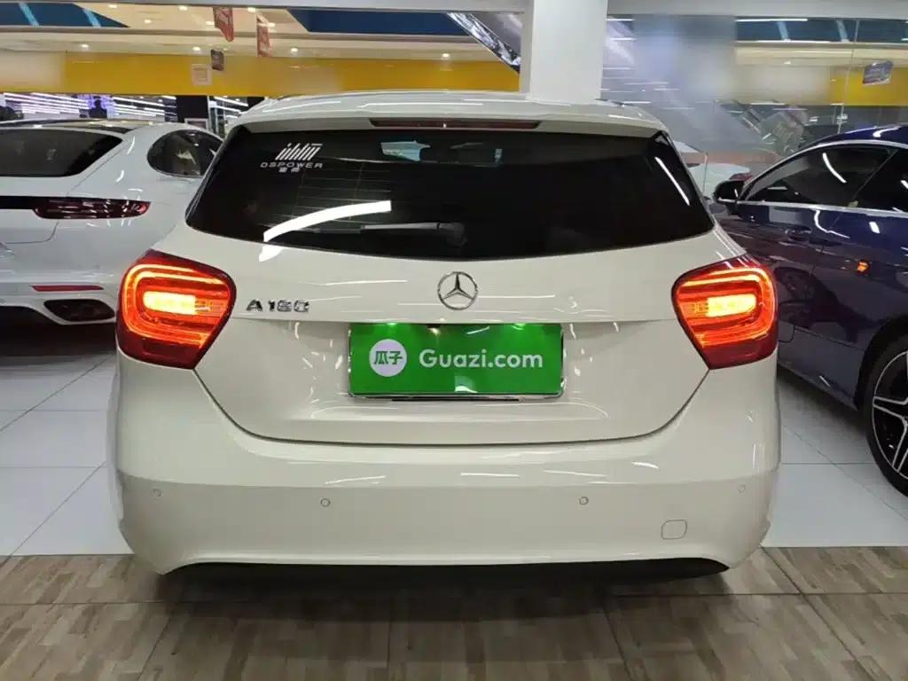 Imported 2015 Mercedes-Benz A-Class A 180 — миниатюра 6