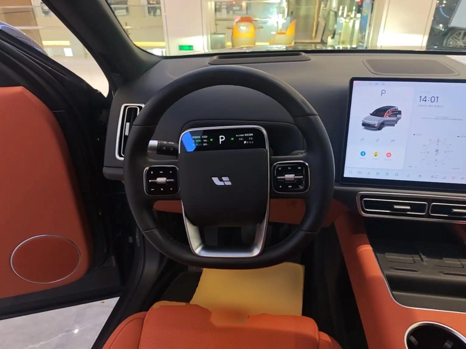 Li Auto L8 2025 Max Smart Refresh Edition — миниатюра 18