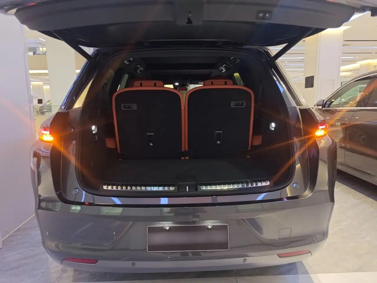 Li Auto L8 2025 Max Smart Refresh Edition — миниатюра 27