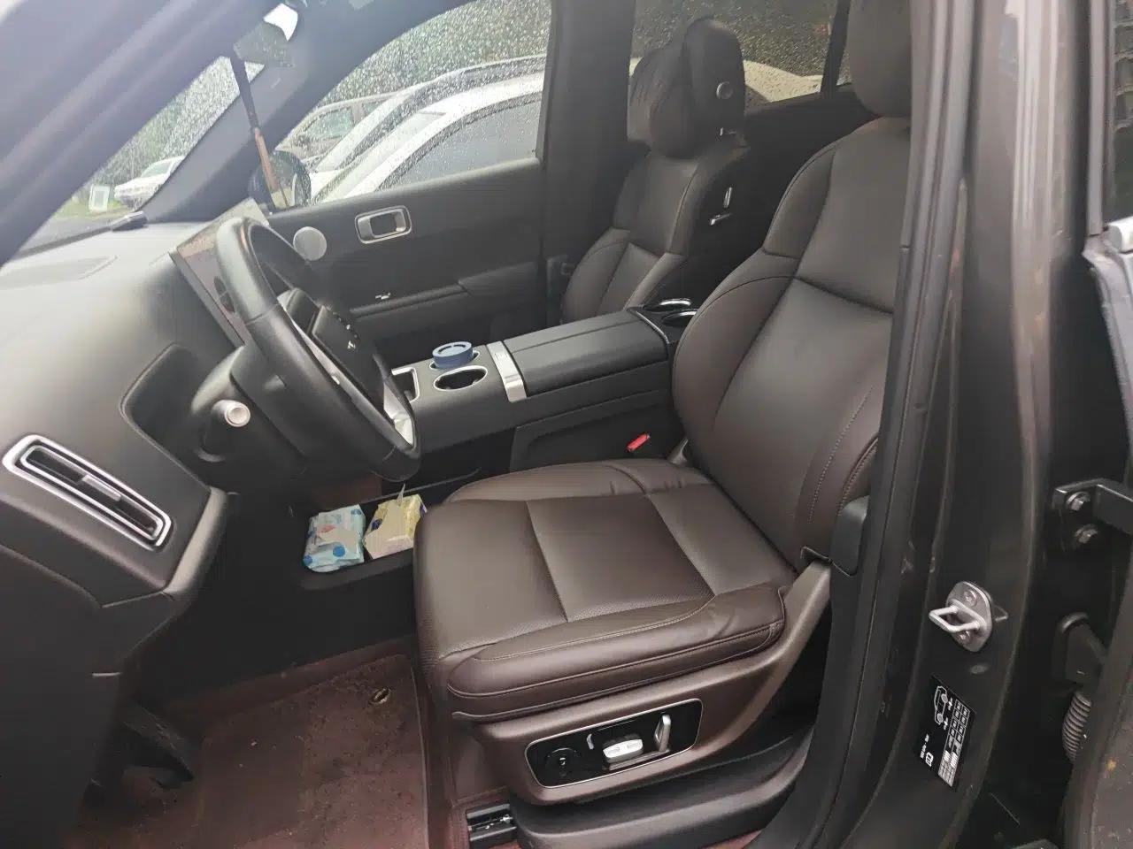Li Auto L8 2023 Pro Model — миниатюра 15