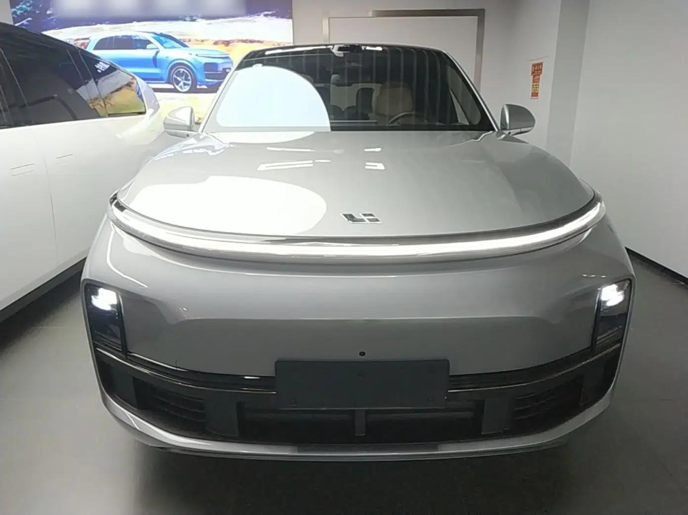 Li Auto L8 2025 Ultra Smart Refreshed Edition — миниатюра 2