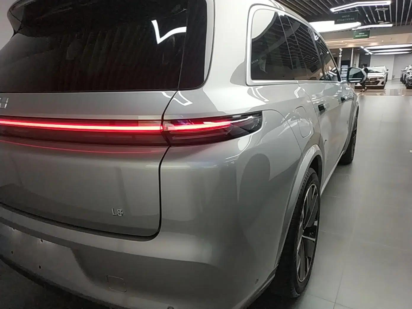Li Auto L8 2025 Ultra Smart Refreshed Edition — миниатюра 14
