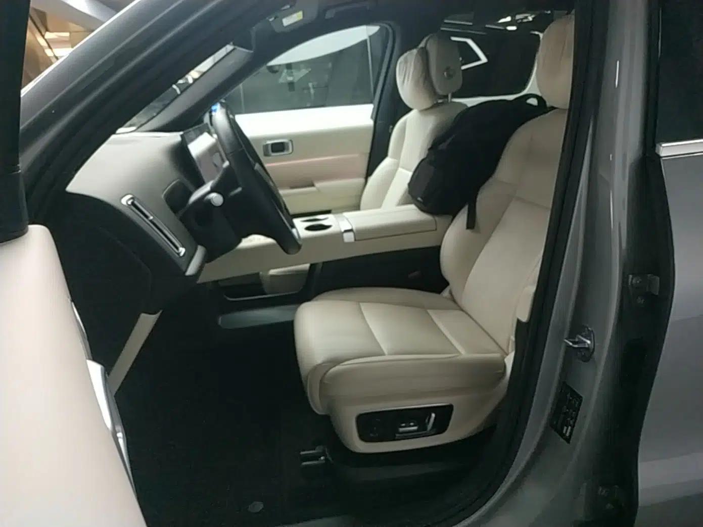 Li Auto L8 2025 Ultra Smart Refreshed Edition — миниатюра 22