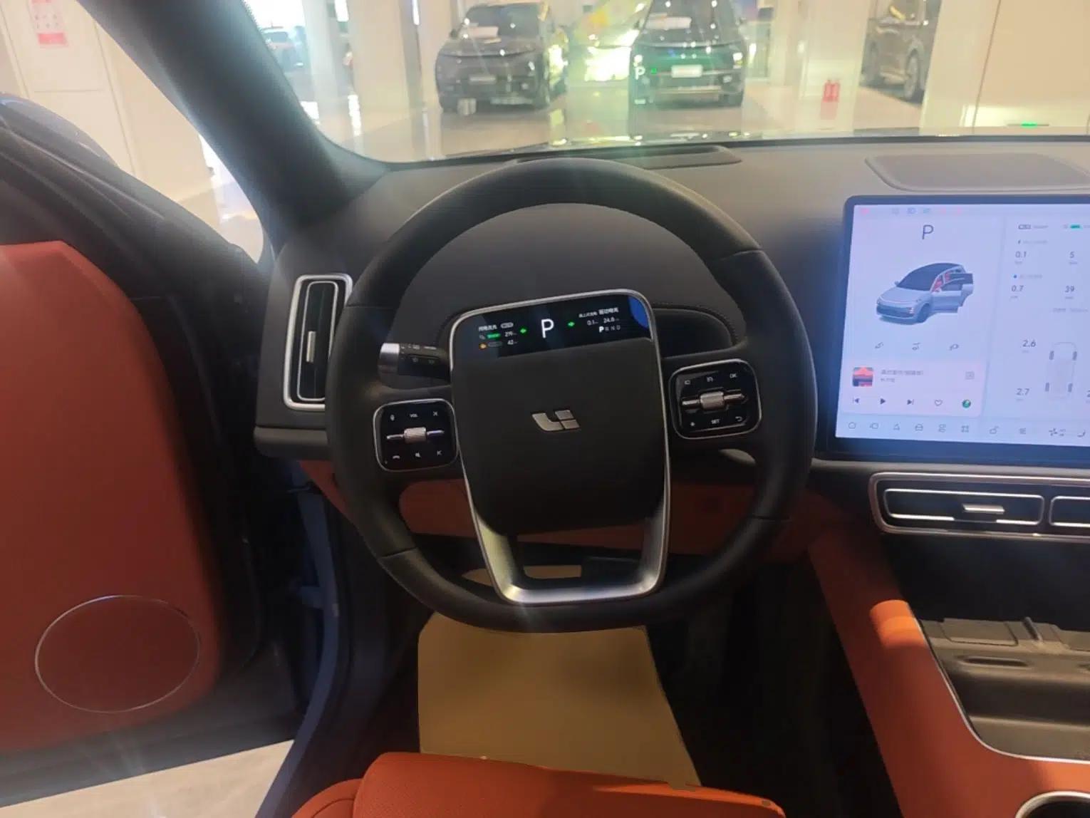Li Auto L8 2025 Max Smart Refresh Edition — миниатюра 18