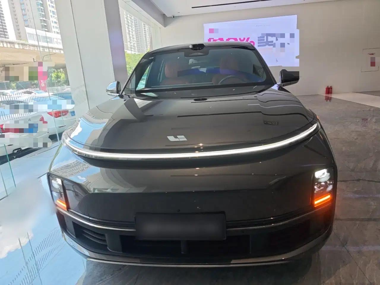Li Auto L8 2025 Ultra Smart Refreshed Edition — миниатюра 2