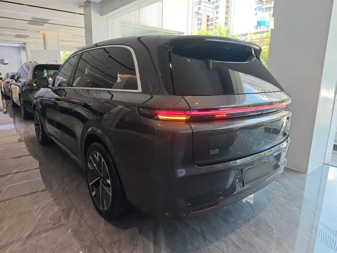 Li Auto L8 2025 Ultra Smart Refreshed Edition — миниатюра 13