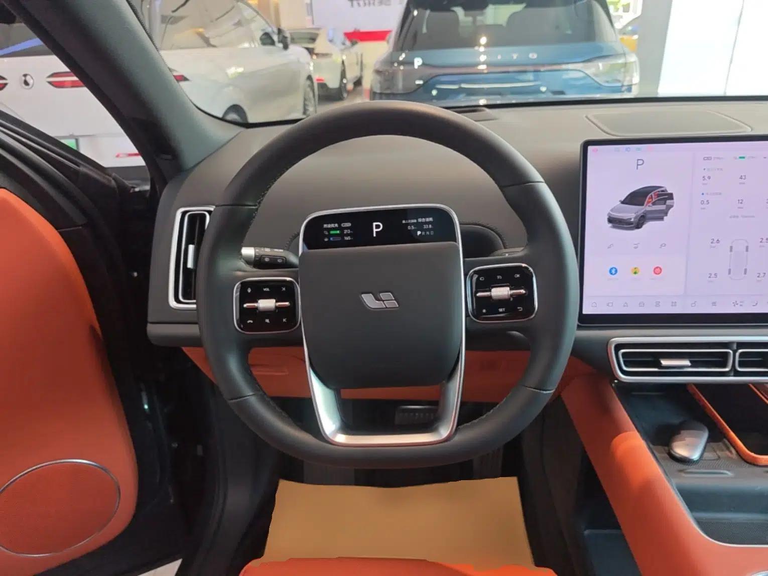 Li Auto L8 2025 Ultra Smart Refreshed Edition — миниатюра 18