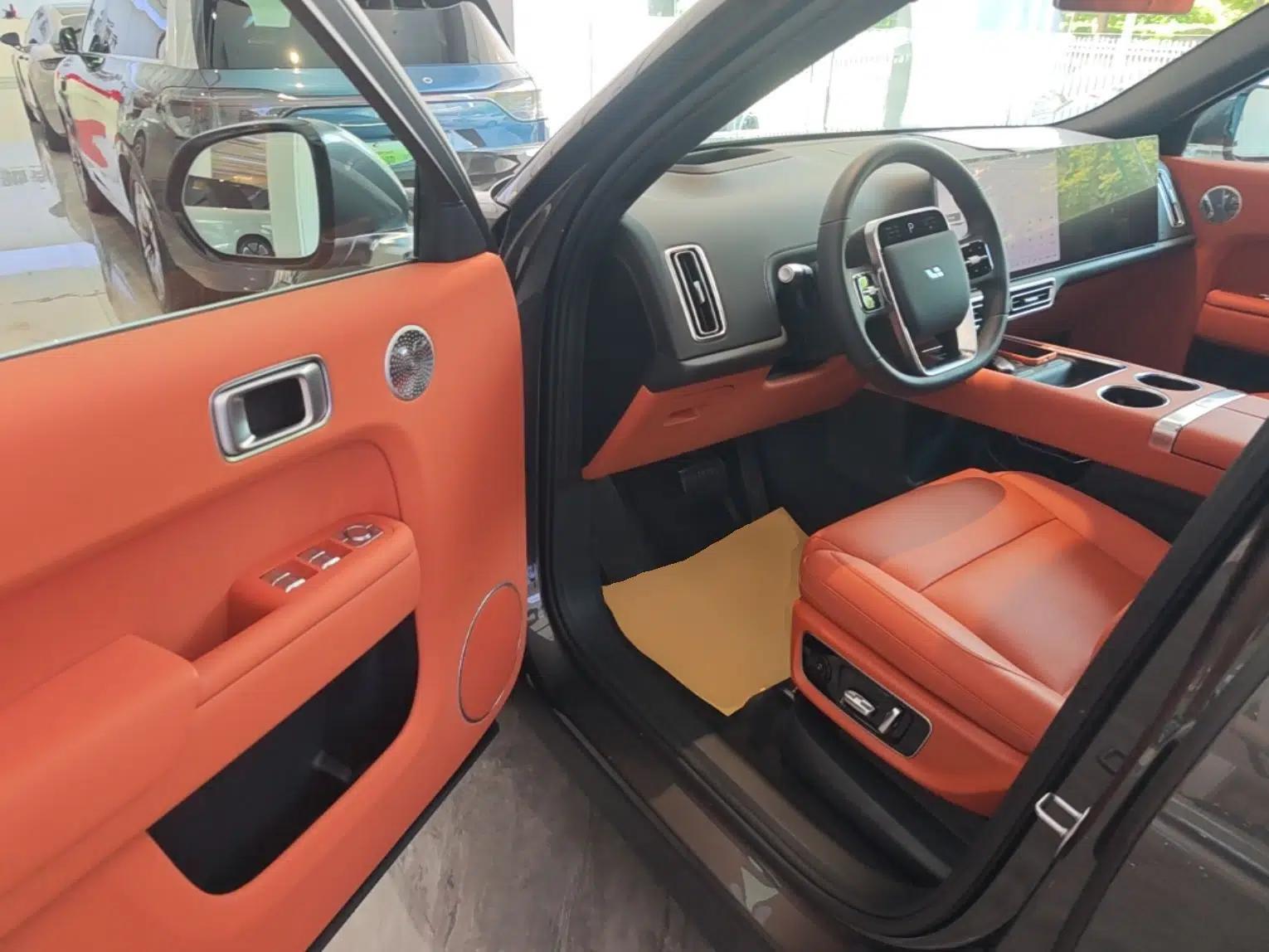 Li Auto L8 2025 Ultra Smart Refreshed Edition — миниатюра 23