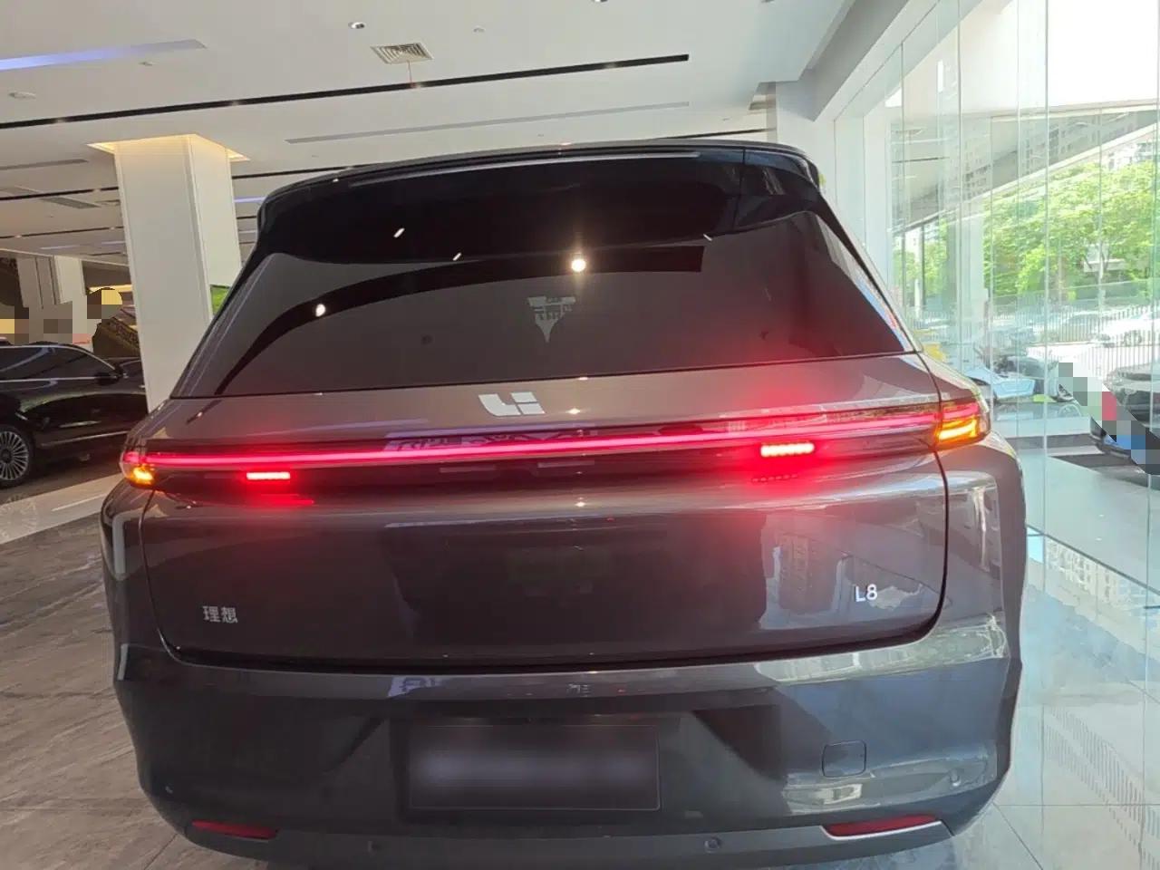 Li Auto L8 2025 Ultra Smart Refreshed Edition — миниатюра 5