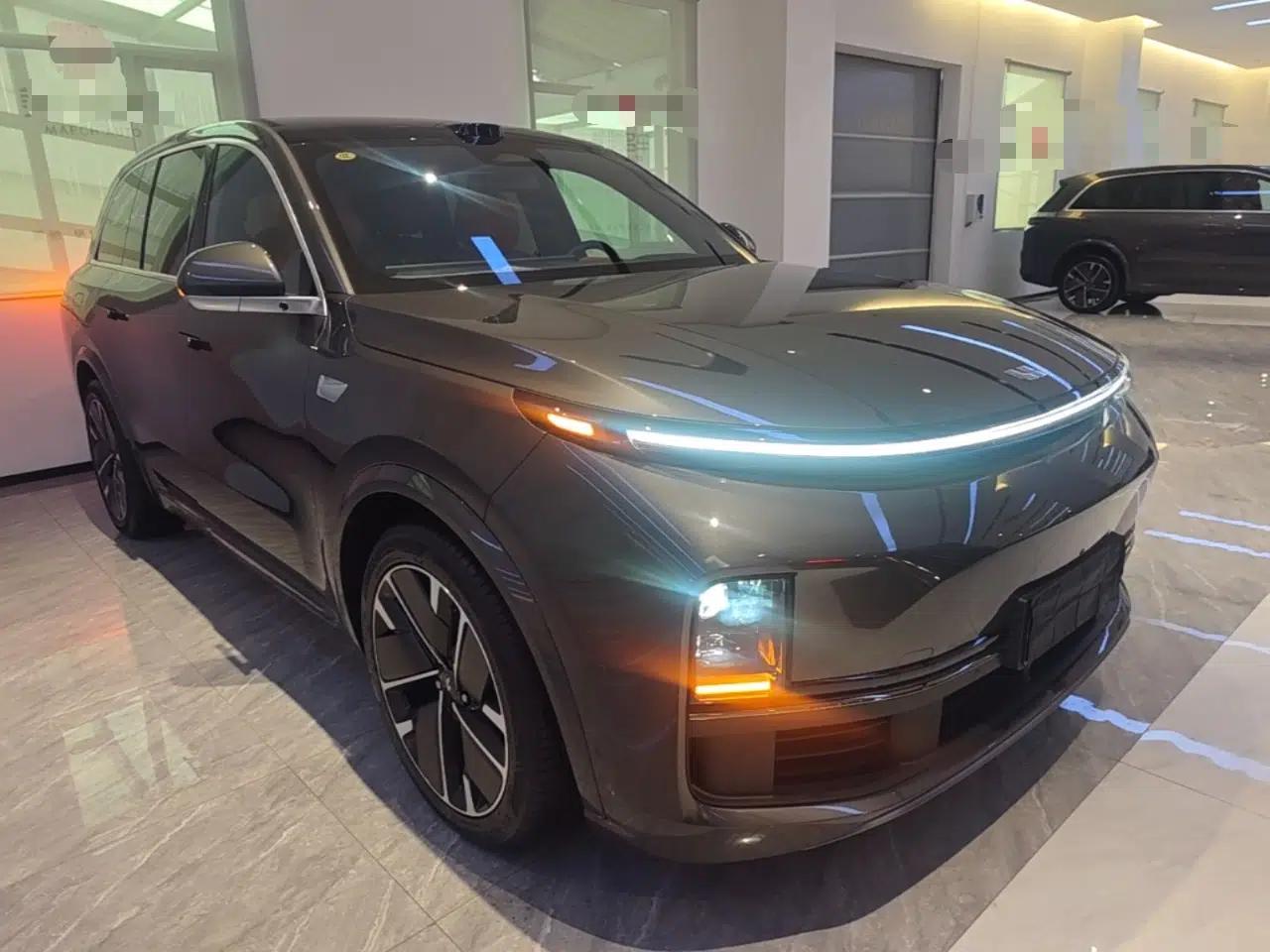 Li Auto L8 2025 Max Smart Refresh Edition — миниатюра 12
