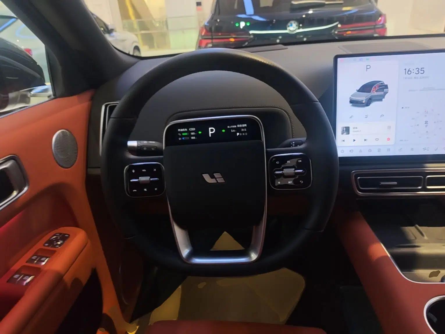 Li Auto L8 2025 Max Smart Refresh Edition — миниатюра 18