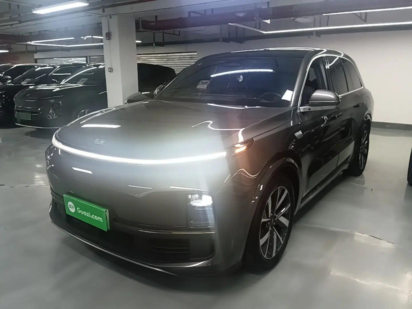 Li Auto L8 2023 Pro Model — миниатюра 1
