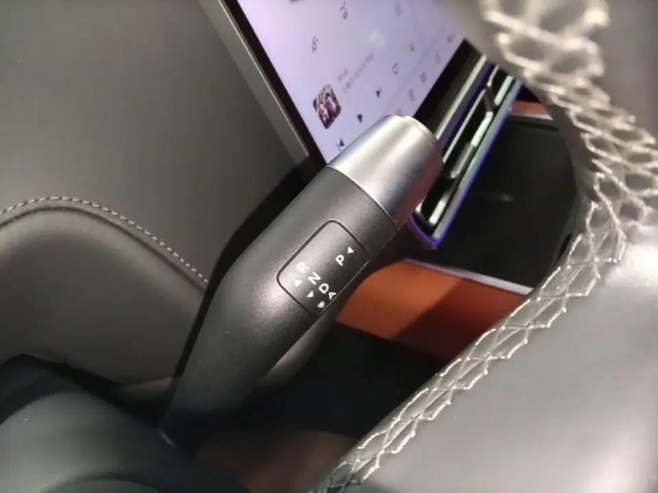 Li Auto L8 2023 Pro Model — миниатюра 16