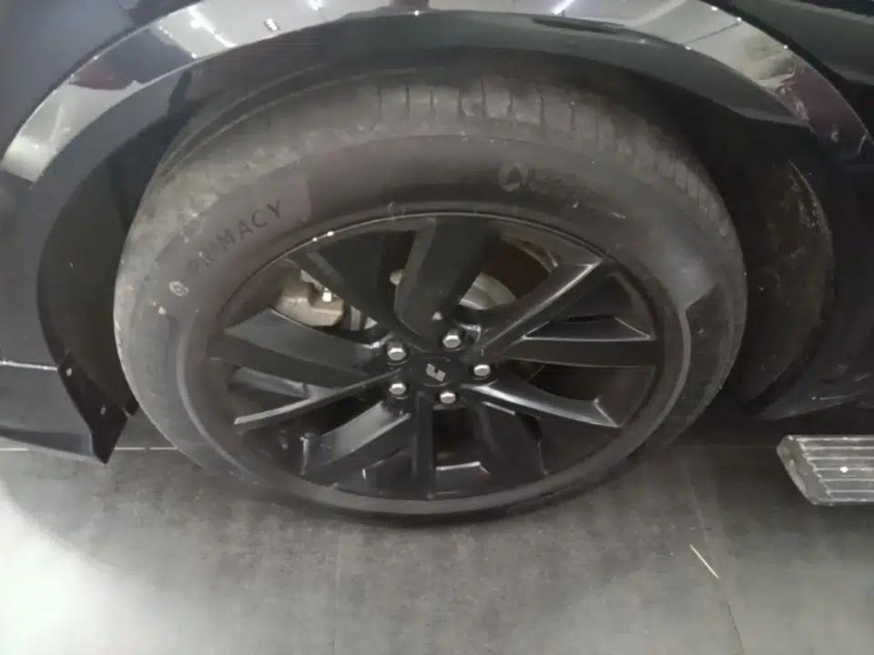 Li Auto L8 2023 Pro Model — миниатюра 10
