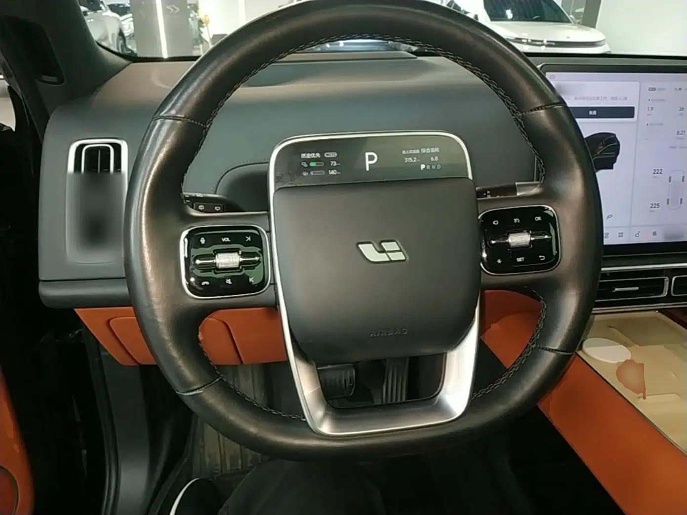 Li Auto L8 2023 Pro Model — миниатюра 18