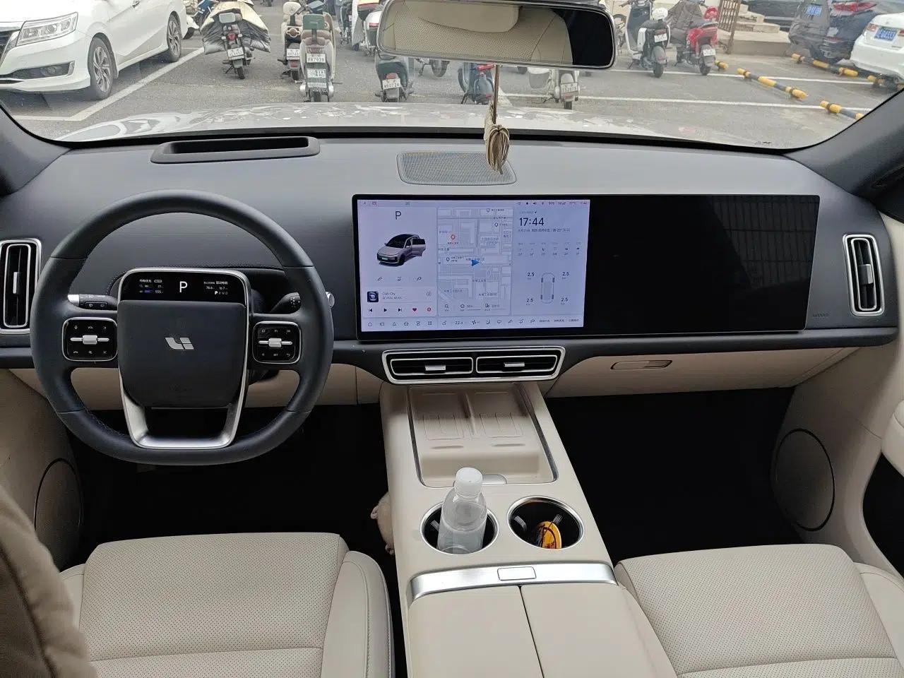 Li Auto L6 2024 Pro Model — миниатюра 9
