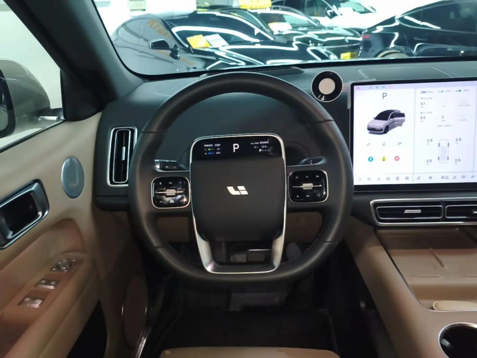 Li Auto L6 2025 Pro Smart Refresh Edition — миниатюра 13